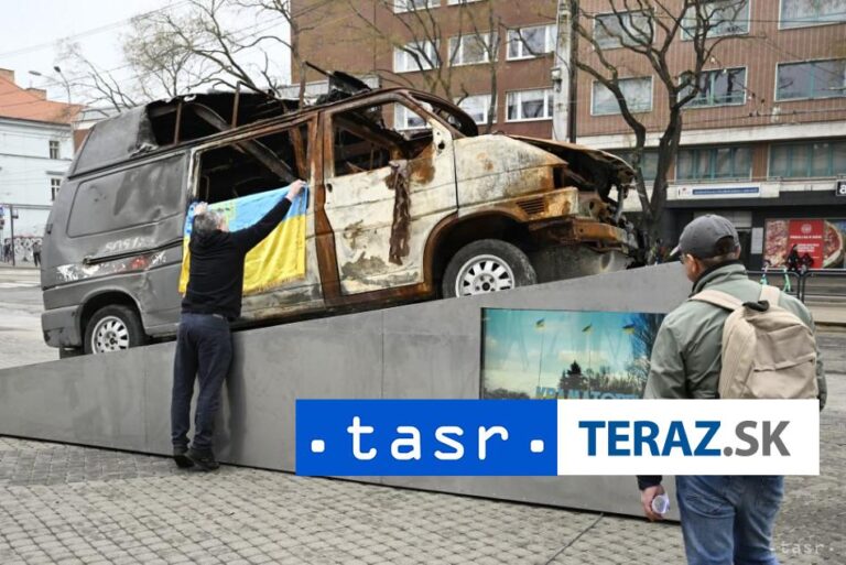 Čínsky umelec Aj Wej-wej nakrúca dokumentárny film o Ukrajine