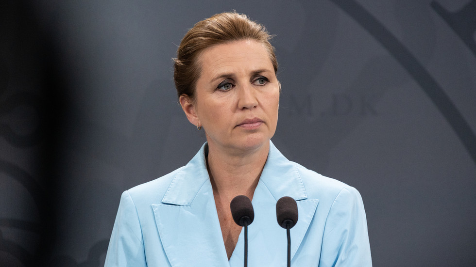 Dansko-sa-ospravedlnilo-Groncanom-za-experiment-s-antikoncepciou.jpg