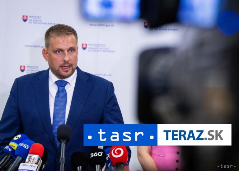 Šaško hovorí o zavádzaní SaS pri návrhu o poplatku v komorách