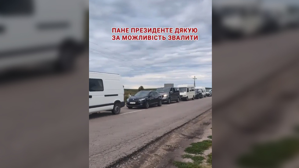 Mladi-Ukrajinci-sa-ponahlaju-opustit-krajinu-tvrdi-pohranicny-uradnik-VIDEO.jpg
