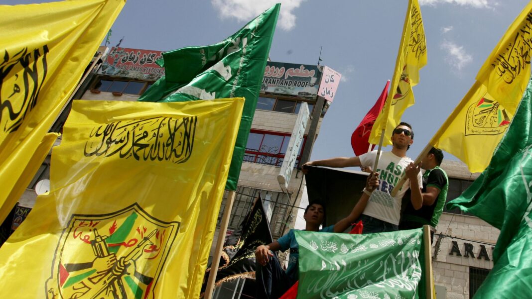 Palestinske-skupiny-Fatah-aby-zacali-prenasat-zbrane-v-juznom-Libanone.jpg