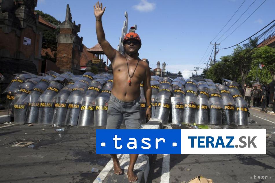 Protivladne-protesty-v-Indonezii-si-vyziadali-najmenej-tri-obete.jpg