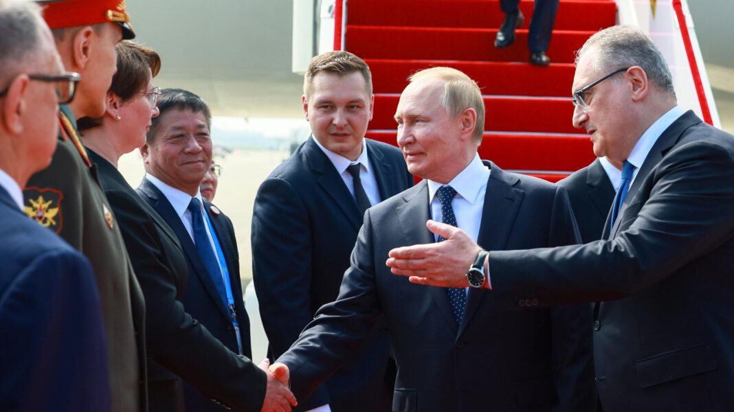 Putin-prichadza-do-Ciny-na-stvordnovu-navstevu.jpg