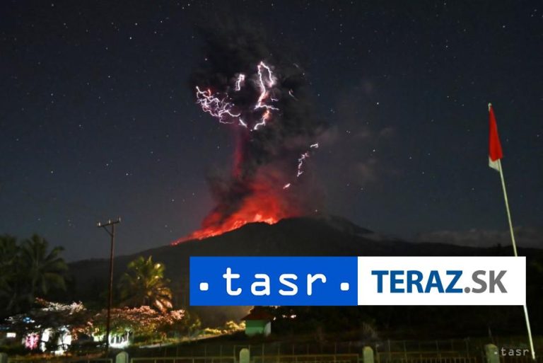 Sopka Lewotobi Laki-Laki opäť vybuchla, popol siahal do výšky 10 km