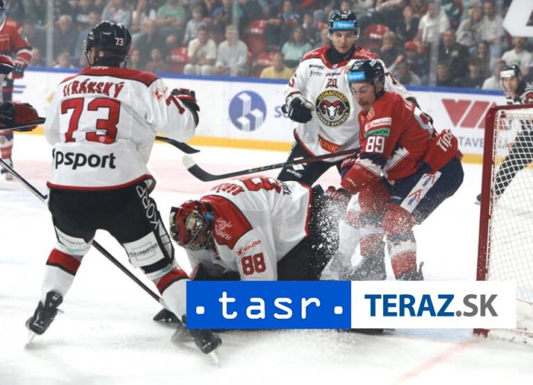 Banská Bystrica si v 1. kole na domácom ľade poradila so Zvolenom 5:1