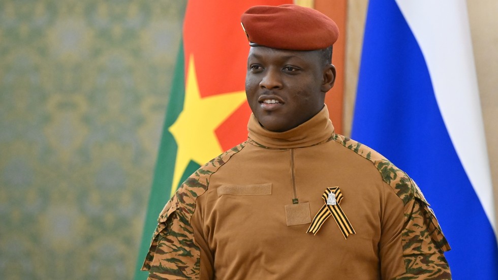 Dalsi-africky-stat-zakazuje-homosexualitu.jpg