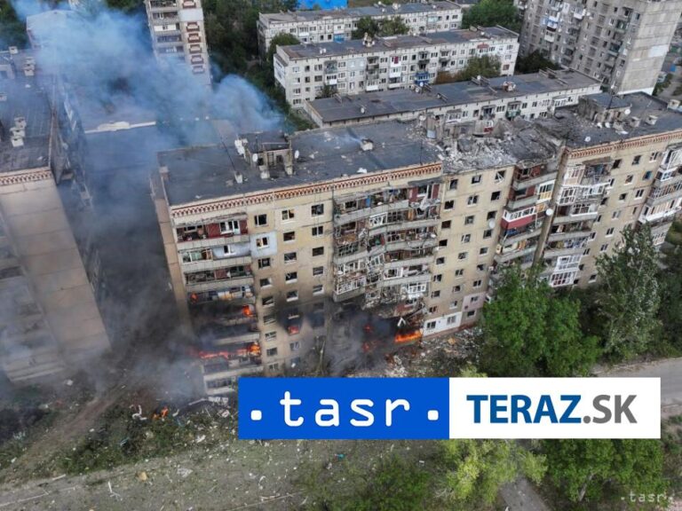 Rusko v októbri vystrelilo proti Ukrajine 270 rakiet