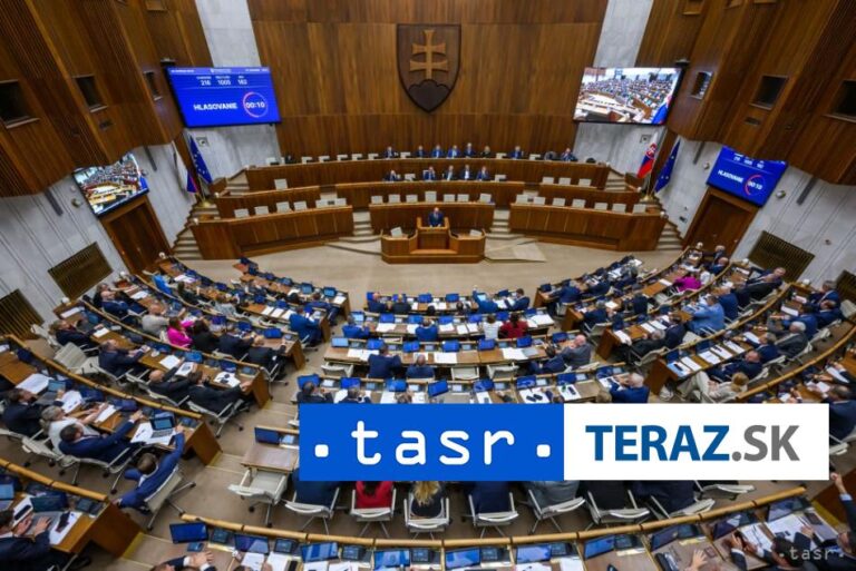 Poslanci prerušili rozpravu o novele zákona o hazardných hrách