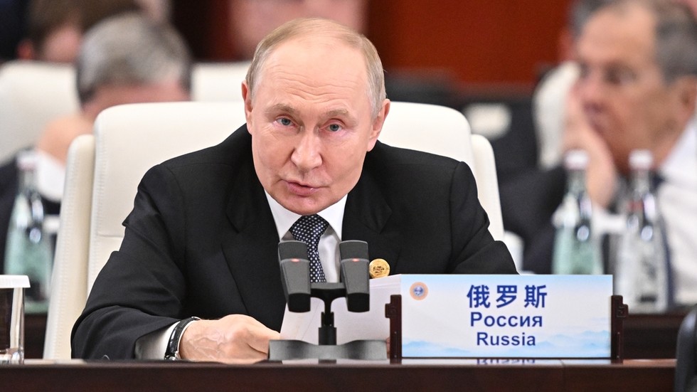 Rusko-podporuje-Cinu-v-reforme-globalneho-riadenia-vyhlasil-Putin.jpg
