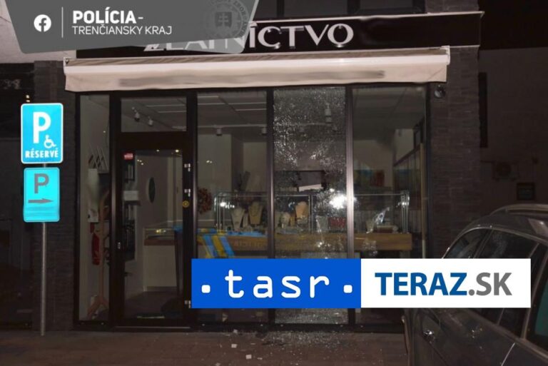 Sekerou sa vlámal do zlatníctva, muž ukradol obrúčky