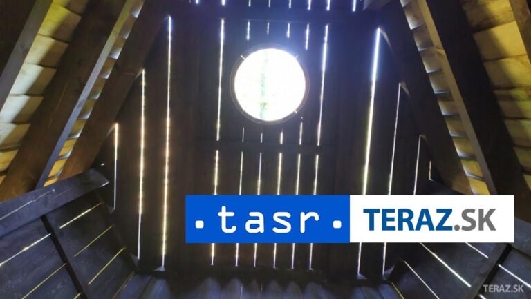 Dobrovoľníci skrášlia okolie útulne Jozefa Maka v Malých Karpatoch