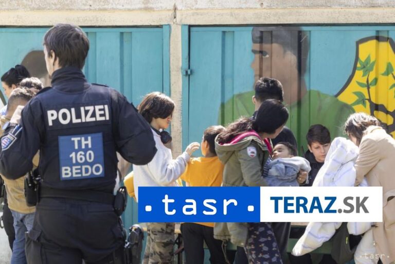 Dve tretiny utečencov v Nemecku sú ohrozené chudobou