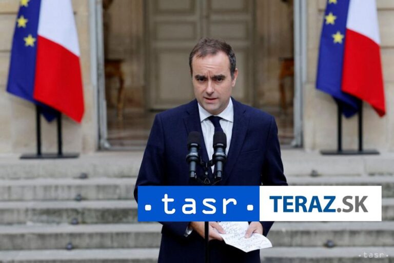 Francúzsky premiér oboznámil s plánmi svojej vlády aj Senát