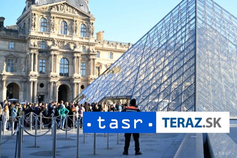Múzeum Louvre budú do konca roka chrániť protiteroristické zábrany