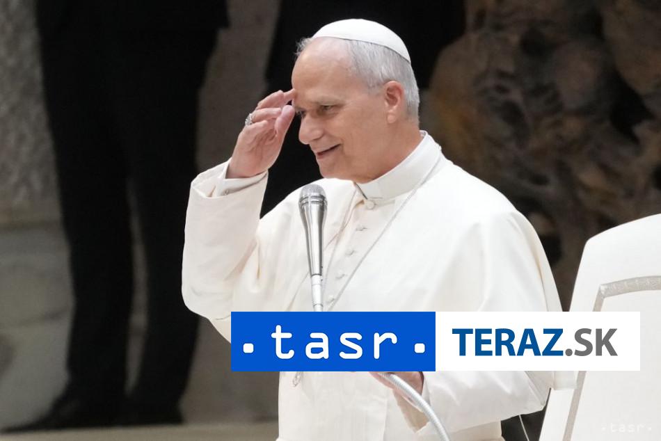 Papez-po-smrtelnej-nehode-lode-kritizoval-opatrenia-voci-migrantom.jpg