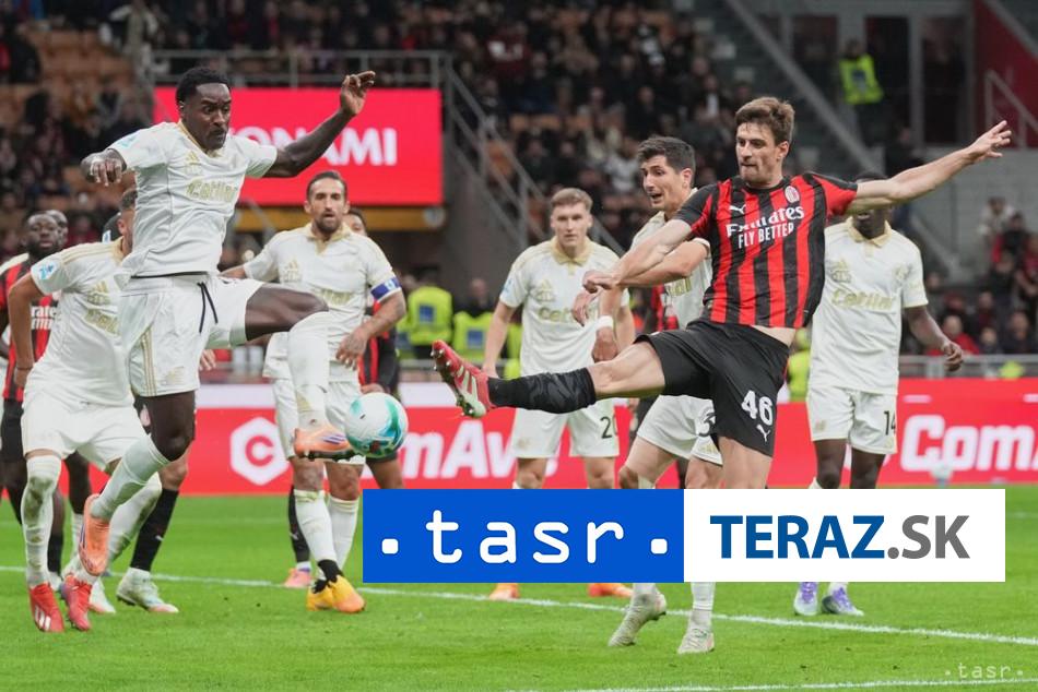 Pisa-remizovala-na-pode-lidra-AC-Milano-22-v-stretnuti.jpg
