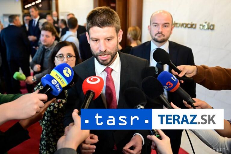 Šimečka označil kroky vlády pri podpore Ukrajiny za mätúce