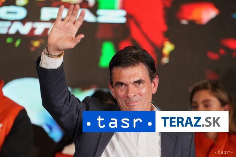 V prezidentských voľbách v Bolívii zvíťazil centrista Rodrigo Paz