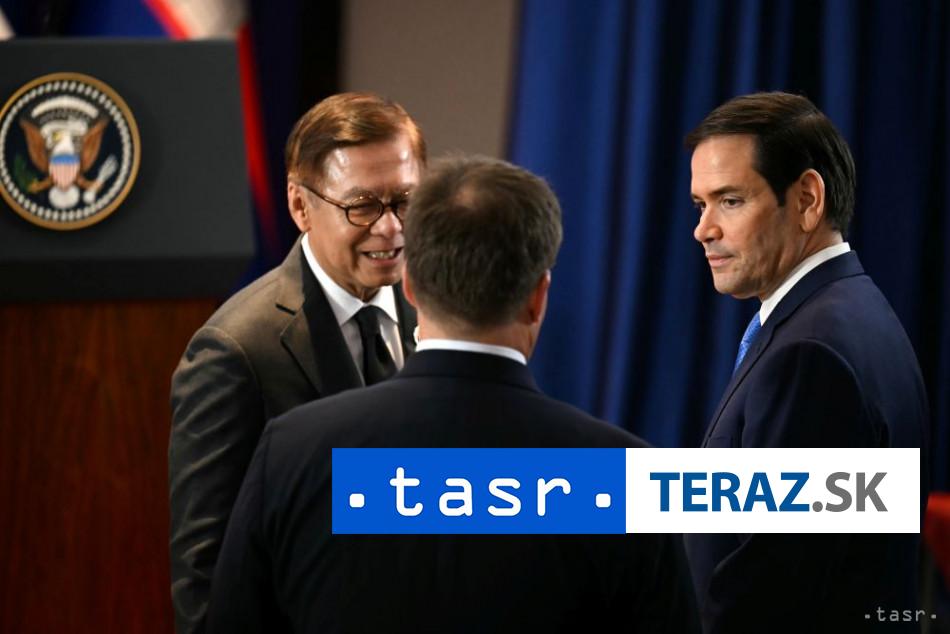 V-ramci-summitu-ASEAN-sa-zisli-sefovia-diplomacii-USA-a.jpg