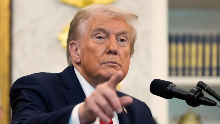 USA nemôžu dať Ukrajine všetky svoje zbrane – Trump