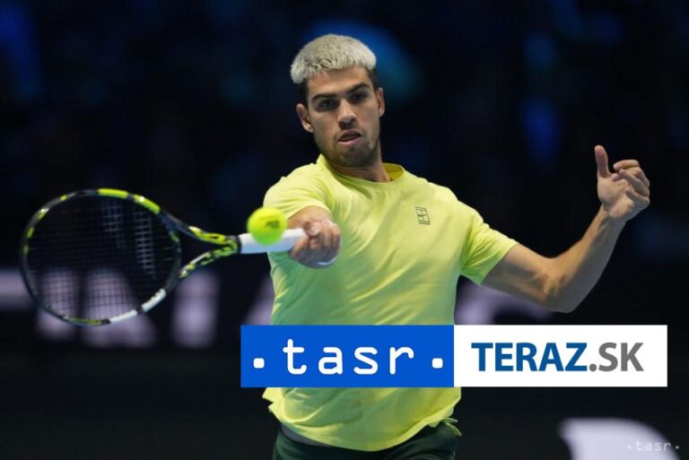 Alcaraz nebude pre zranenie štartovať na finálovom turnaji