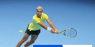 Alcaraz s druhou výhrou na turnaji majstrov, v A-skupine zdolal Fritza