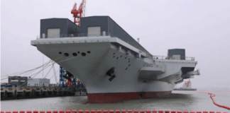 Čínska vláda počíta s 3 lietadlovými loďami na posilnenie obrany národnej suverenity