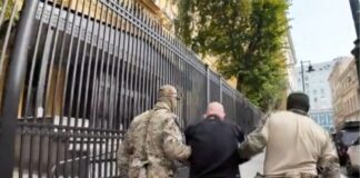 FSB zadržala muža z Moskvy pre vlastizradu a väzby na terorizmus