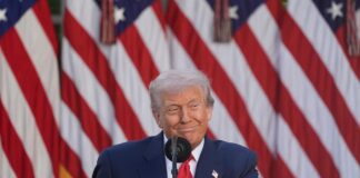 Federálne agentúry vo Washingtone pokračujú v práci po ukončení odstávky