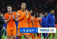 Holanďania zdolali Litvu 4:0 a postúpili na šampionát