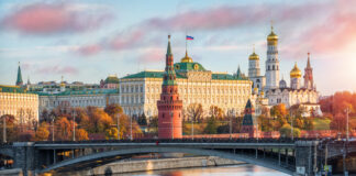 Kremeľ sa vyjadril k srbskej ponuke na predaj zbraní EÚ