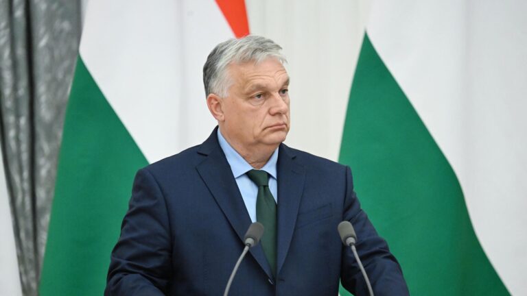 Orban hovorí, že považuje myšlienku konfiškácie ruského majetku za „mŕtvu“
