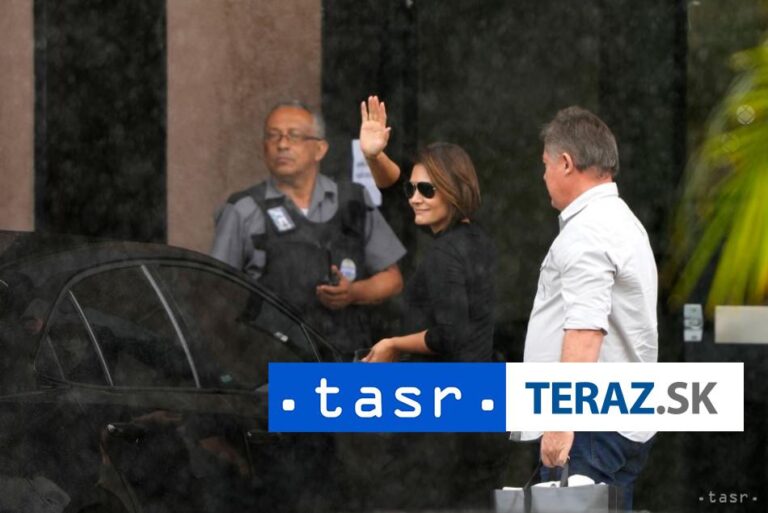 Manipulovanie s náramkom na členku spôsobila paranoja