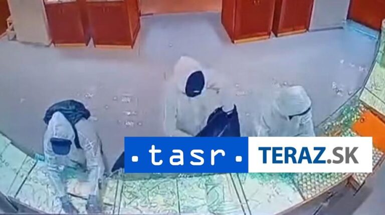 Maskovaní muži ukradli drahé šperky