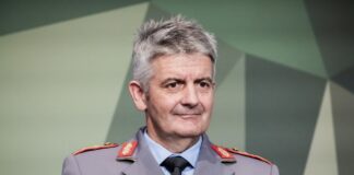 NATO „v prípade vojny s Ruskom“ nasadí 800 000 vojakov, tvrdí nemecký generál