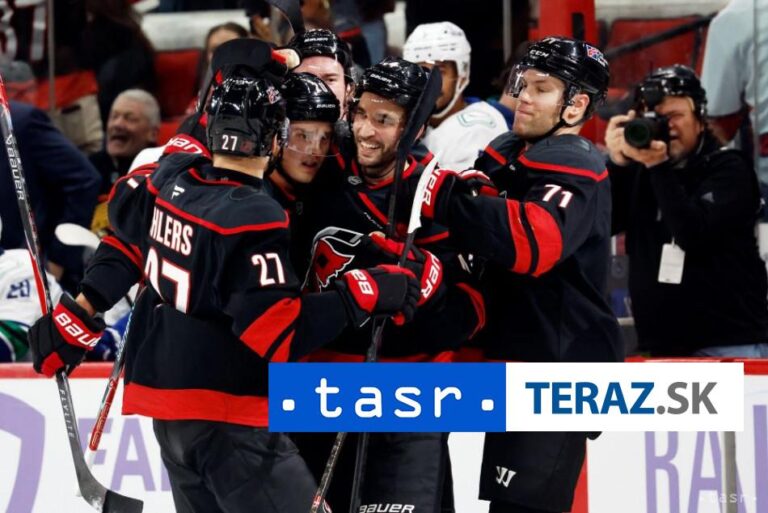 NY Islanders zvíťazil v Utahu, Schaefer prekonal zápis Crosbyho