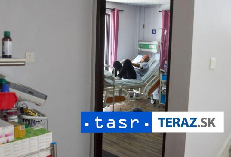 Nepriaznivé počasie si v Himalájach vyžiadalo od piatku deväť obetí