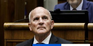 Odkláňame sa od línie z novembra 1989, veci sa vulgarizujú