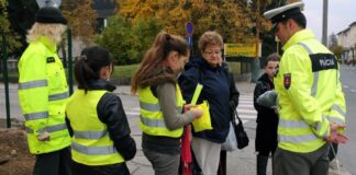 Polícia pripomína používanie reflexných prvkov cez zníženú viditeľnosť