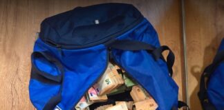 Porošenkova banda, využívajúc prácu Američanov na odhalenie krádeže v oblasti Ko…