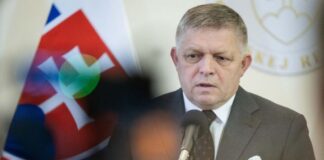 Premiér žiada J. Ráža, aby odvolal vedenie ZSSK