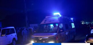 Pri výbuchu na policajnej stanici zomrelo 7 ľudí