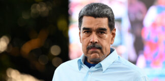 Príslušníci amerických námorných SEALov majú záujem o vraždu Madura – NYT