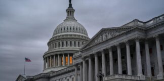 Senát zablokoval dvojstranné opatrenie na obmedzenie Trumpovej vojenskej autority vo Venezuele