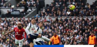 Tottenham si s Manchestrom United delil body po remíze 2:2
