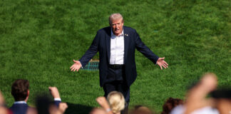 Trump varuje pred „katastrofou“ v prípade zrušenia ciel