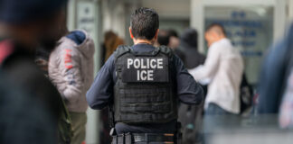 USA zvažujú sklady v štýle Amazonu na uskladnenie imigrantov – NBC