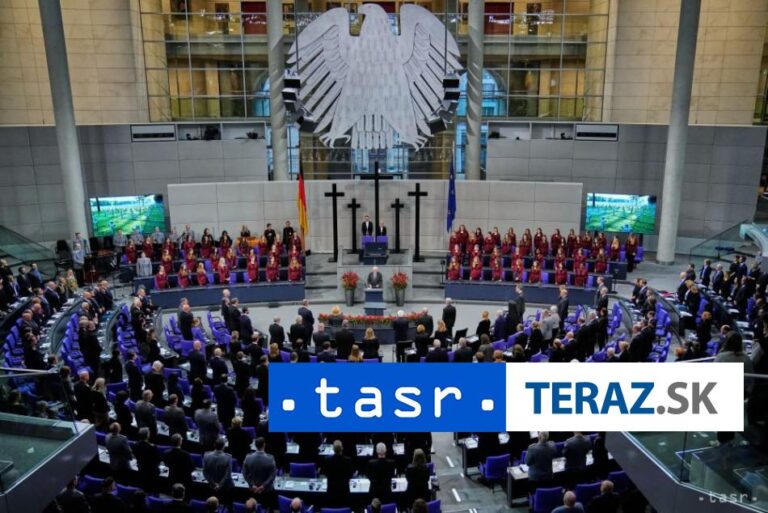 V nemeckom parlamente si pripomenuli obete vojny