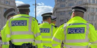 Vlakový útok vo východnom Anglicku sa nepovažuje za teroristický čin – polícia