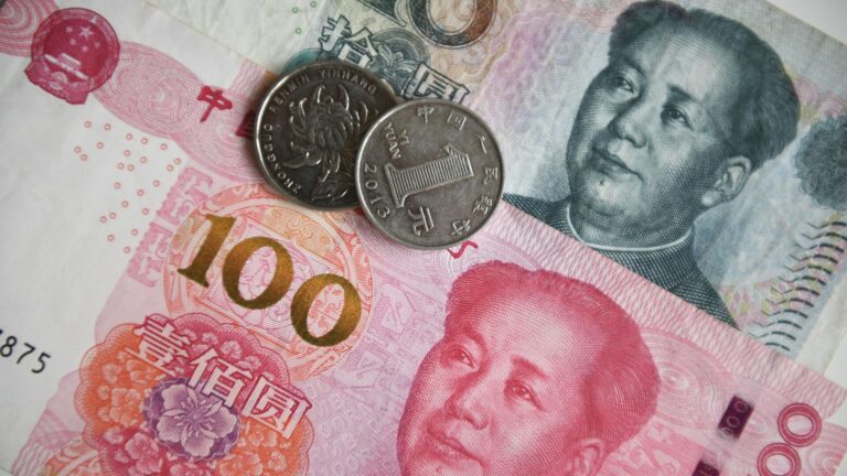 Čína tlačí digitálny jüan do krajín ASEAN-u, aby sa odštepoval na úrovni dolára